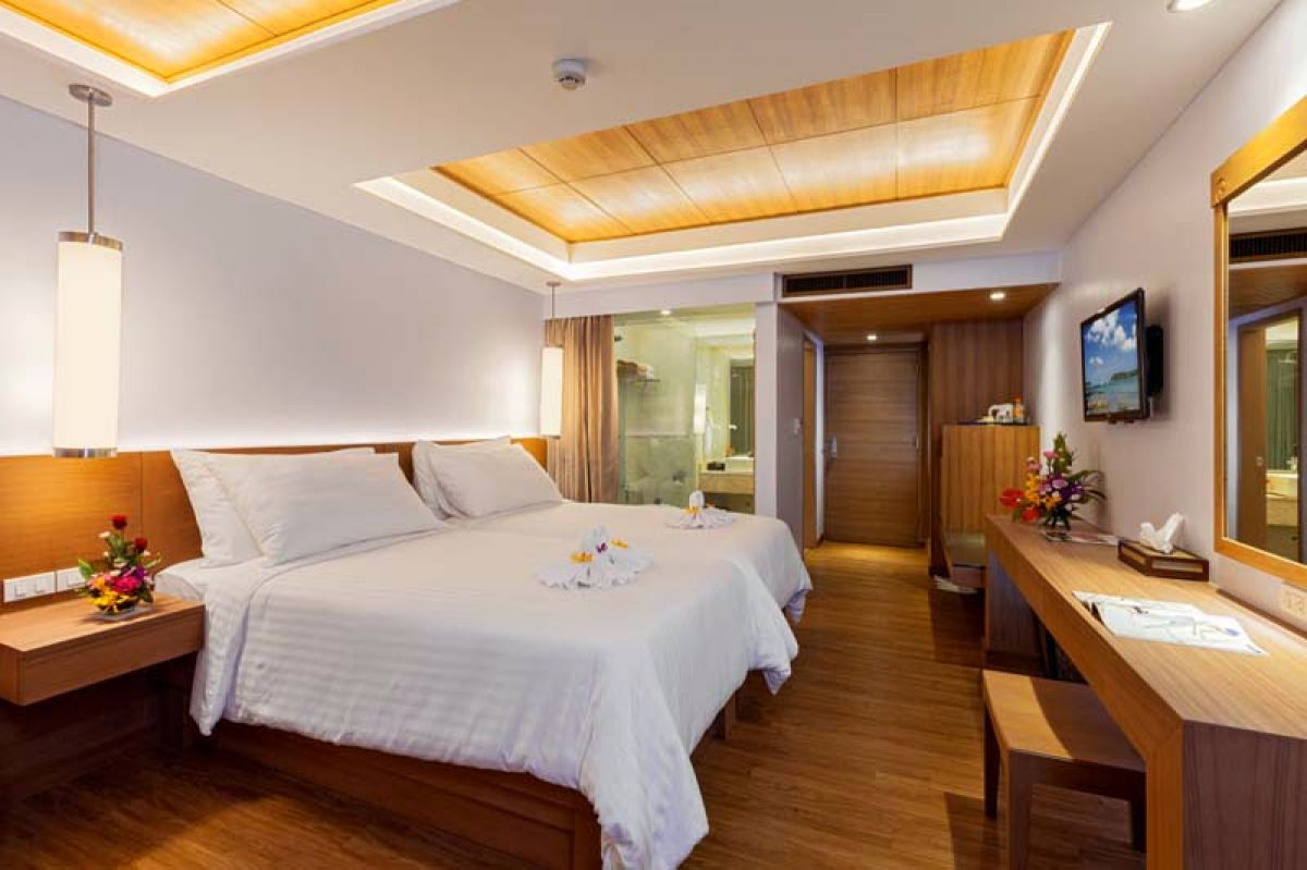 imagini hotel BEYOND KARON BEACH